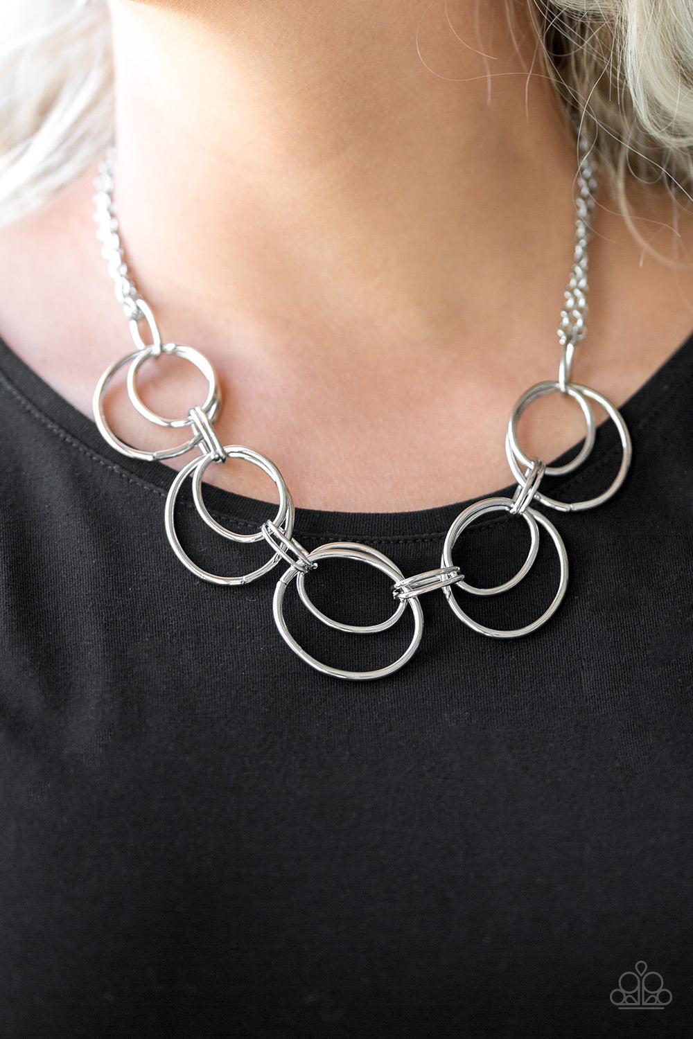 Paparazzi Urban Orbit - Silver Necklace - Avastrinkets LLC