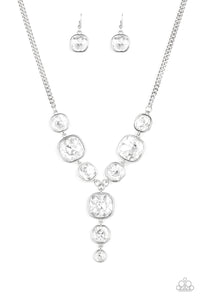 Paparazzi Legendary Luster - White Necklace - Avastrinkets LLC