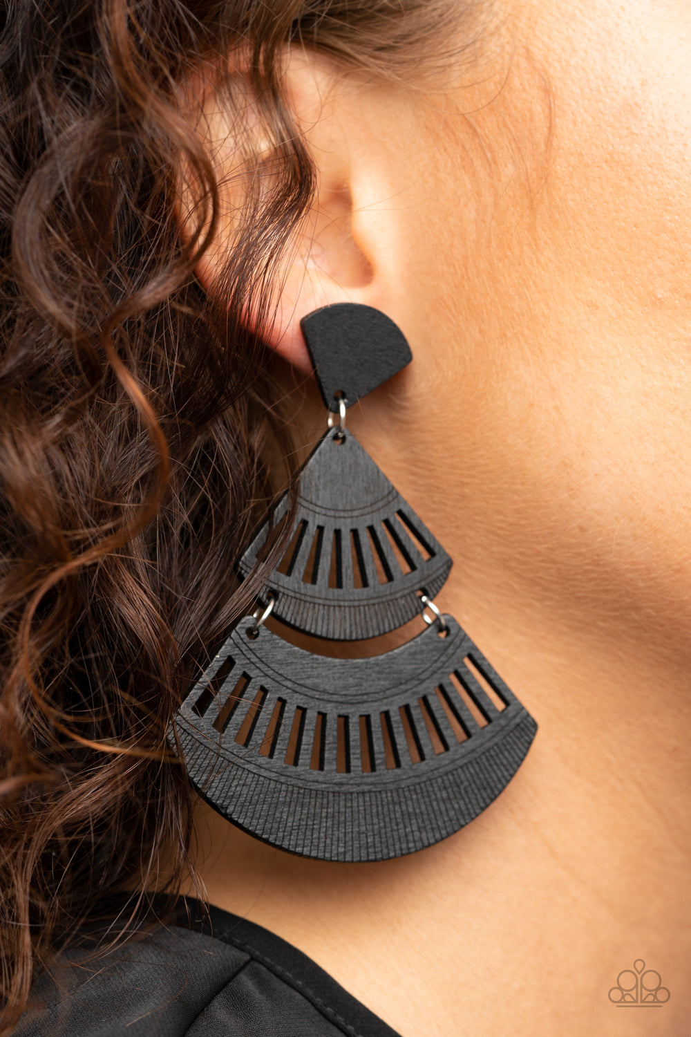 Paparazzi Oriental Oasis - Black Earrings - Avastrinkets LLC