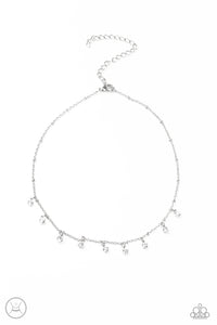 Paparazzi Dainty Diva - White Necklace