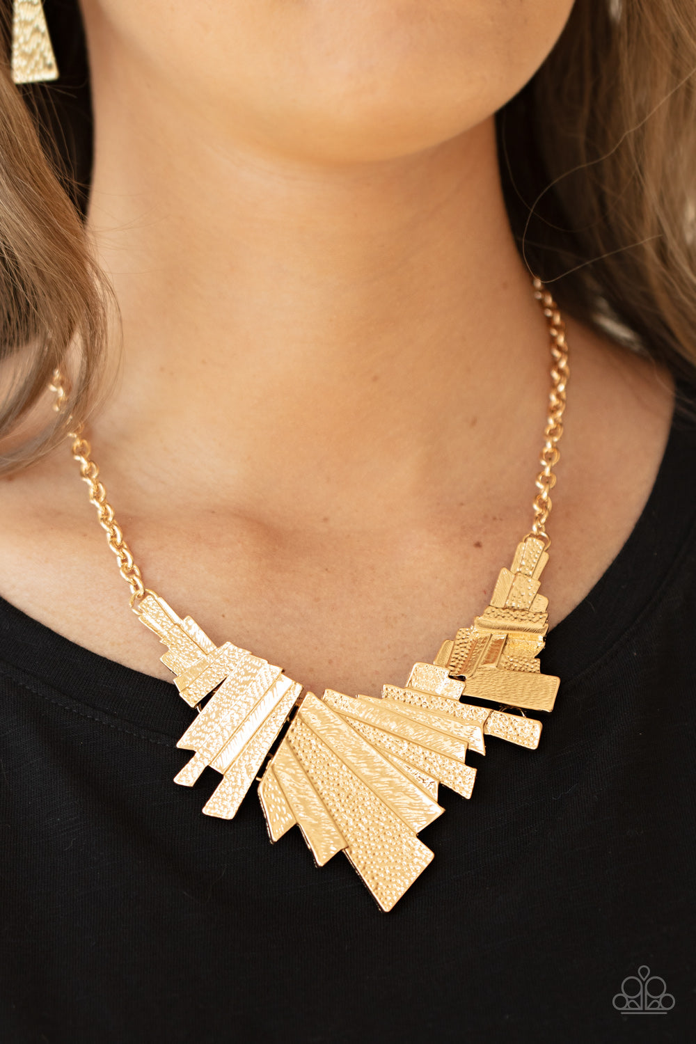 Paparazzi Happily Ever AFTERSHOCK - Gold Necklace